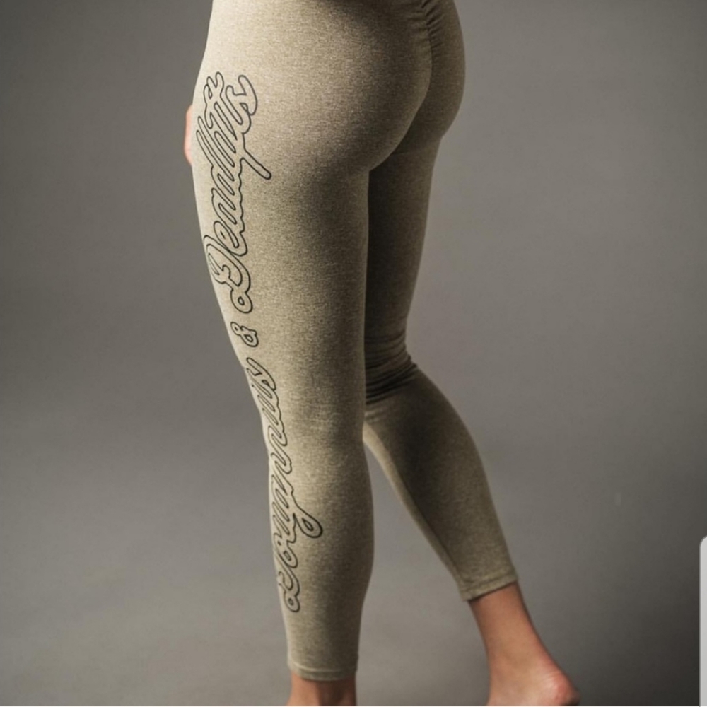 DNDL Scrunch Legging in Olive